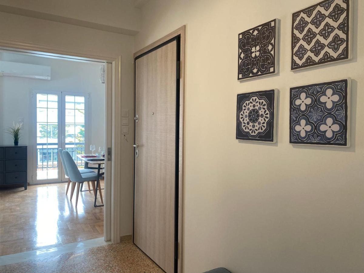 Faliro Comfort Apartment 10 Mins Walking To The Beach Atenas Exterior foto